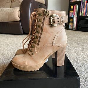 G by Guess boots size 8 womens
